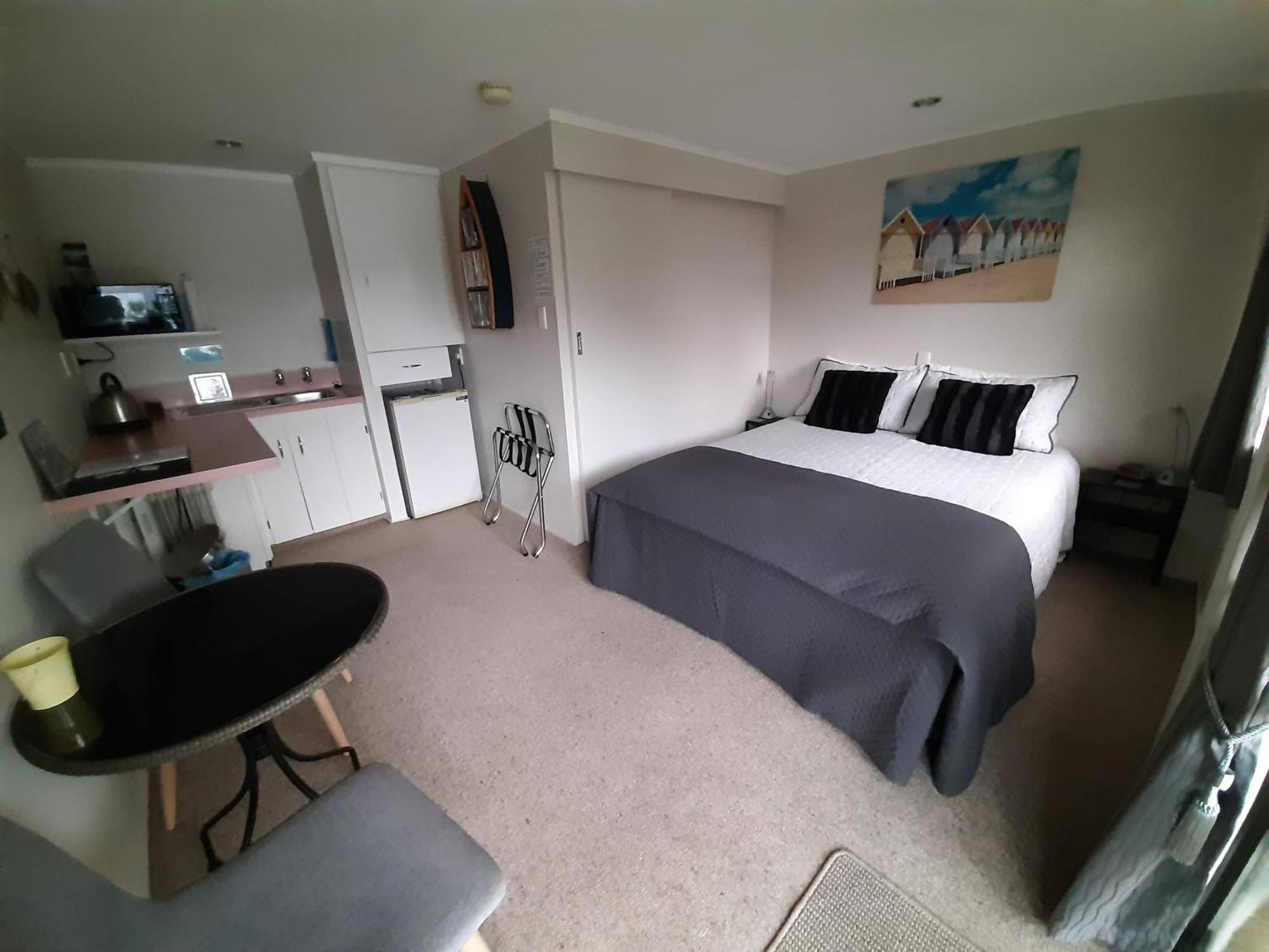 A Sea View B&B Пиктън Екстериор снимка