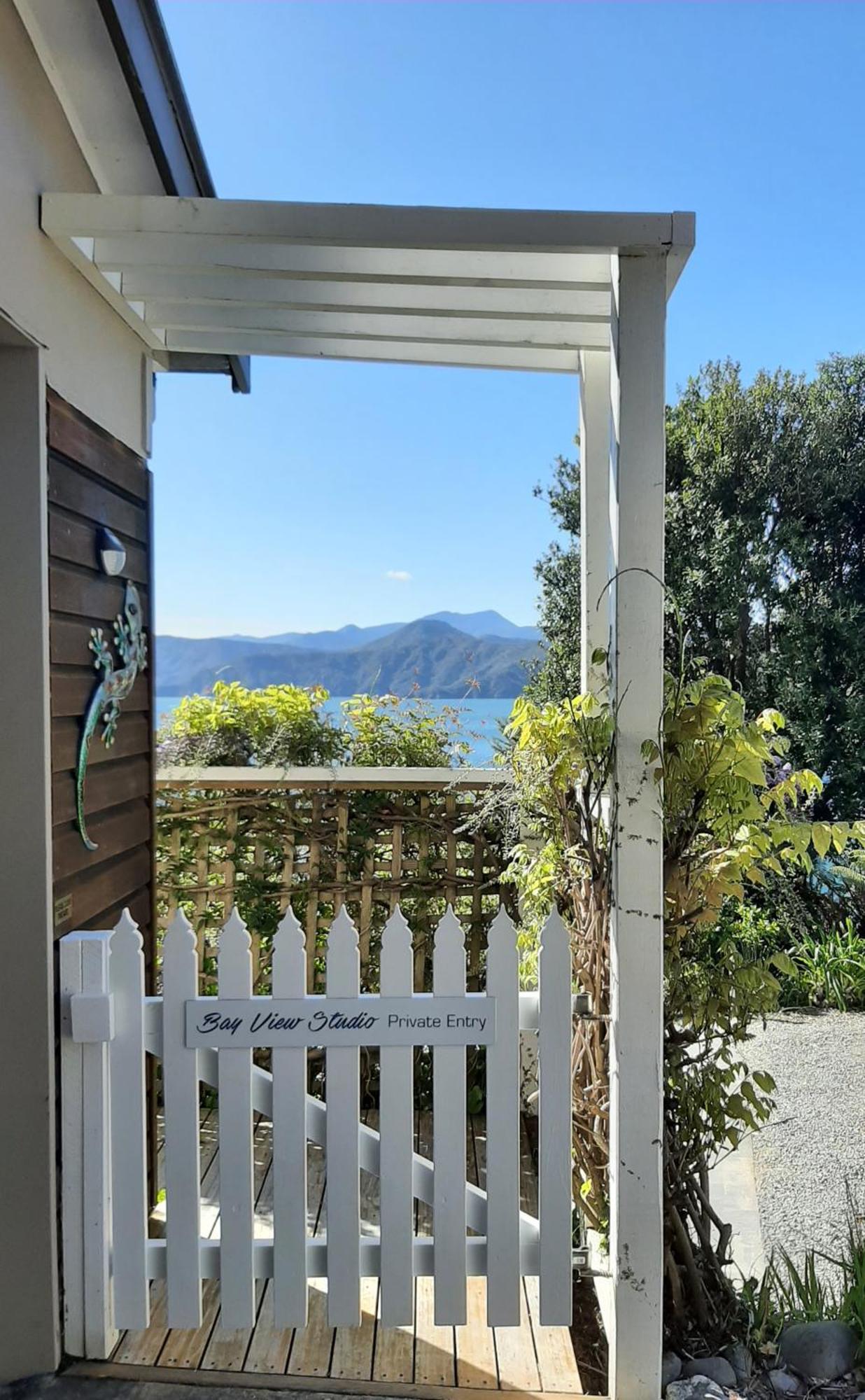 A Sea View B&B Пиктън Екстериор снимка
